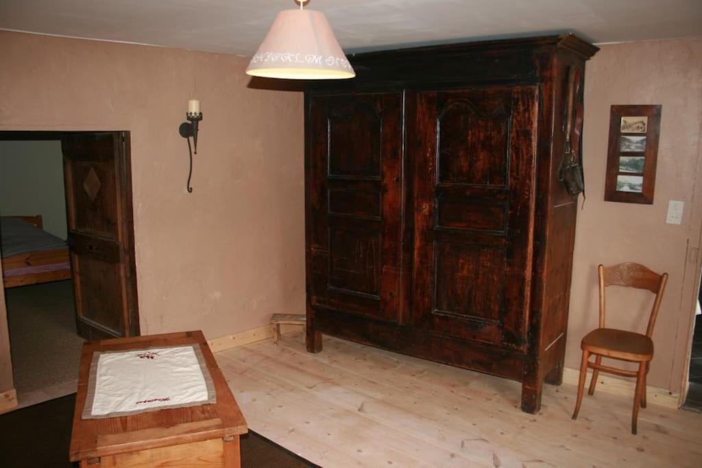 Chalet Avec Vue Sur Le Fort De Chateau Queyras Exterior foto