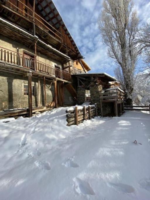 Chalet Avec Vue Sur Le Fort De Chateau Queyras Exterior foto